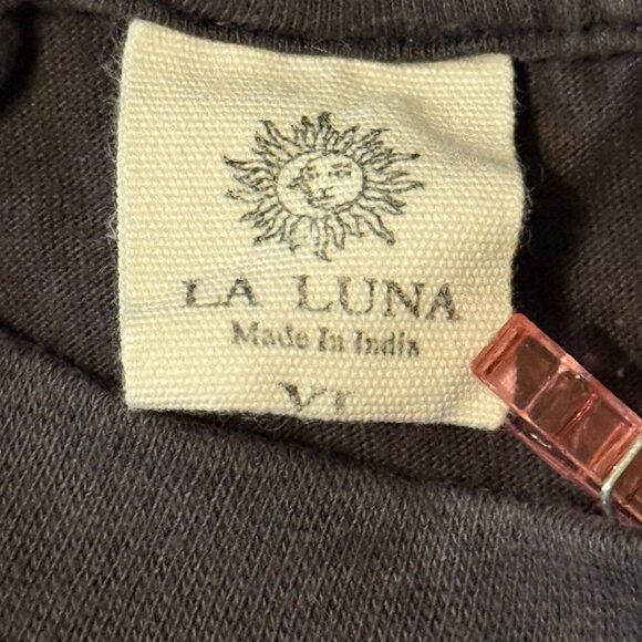 Como La Flor Graphic T-Shirt XL By La Luna selena quintanilla - Picture 2 of 7